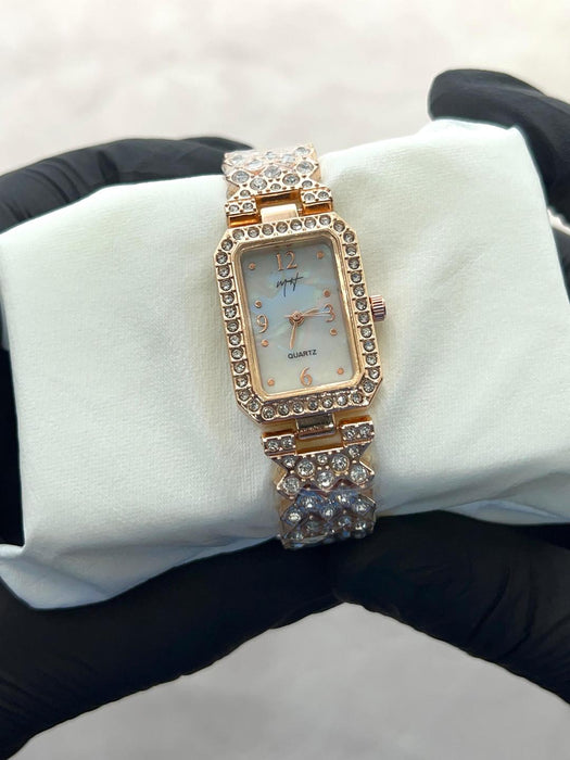 Women's Quartz Square Bracelet Watch - 1 Pc Water Resistant with Textured Strap 2 in stock